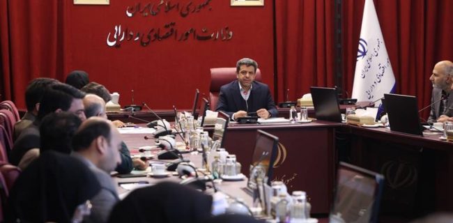 بررسی میزان پیشرفت برنامه‌های ارتقای بهره‌وری دستگاه‌های تابعه وزارت اقتصاد