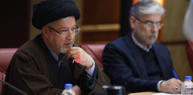 علوم انسانی باید بر اساس مواضع مرتبط با اسلامی‌سازی، بومی‌سازی، کارآمدی و روزآمدی حرکت کند