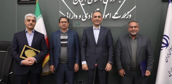 آیین تکریم و معارفه رئیس هیئت عالی نظارت سازمان حسابرسی برگزار شد