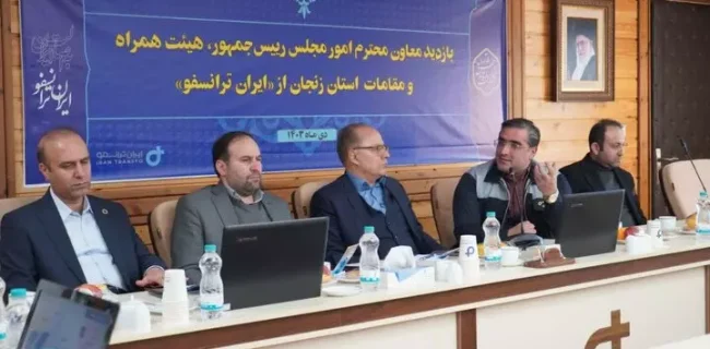 سیاست دولت تمرکززدایی و دادن اختیارات به استان هاست