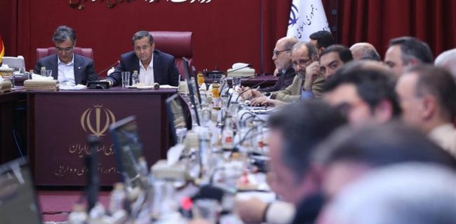 توجه جدی به معیشت دهكهای پایین جامعه توجه جدی به معیشت دهکهای پایین جامعه