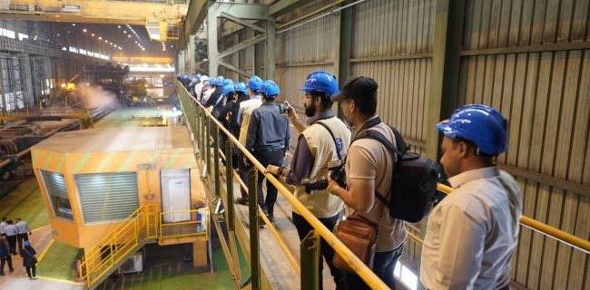 هم‌افزایی صنعت و رسانه در شرکت فولاد اکسین خوزستان